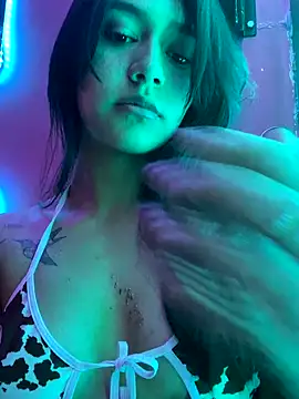 Snapshot of Nahomy_cute1 chatting on October 31, 2025, 11:39 pm Nahomy cute1 online show from October 31, 2025, 11:39 pm