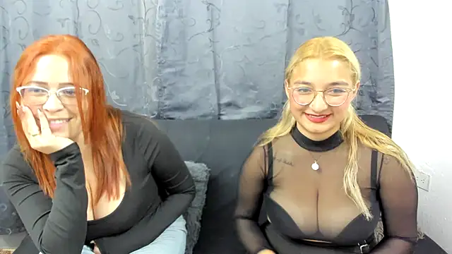 Snapshot of lesb_milf chatting on February 11, 2025, 11:54 pm lesb milf online show from February 11, 2025, 11:54 pm