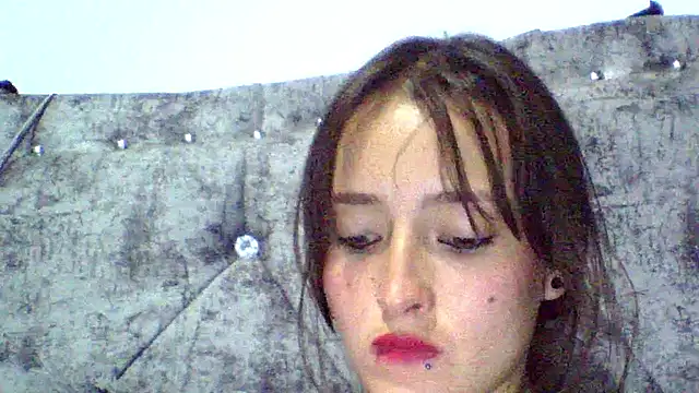 Snapshot of Keii25 chatting on October 14, 2025, 10:21 pm Keii25 online show from October 14, 2025, 10:21 pm