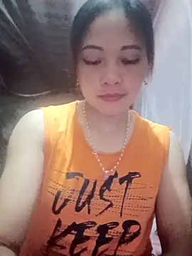 huhu-sexxy online show from November 8, 2025, 10:30 pm