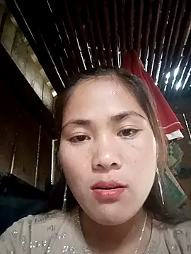 Snapshot of Lyssa-a chatting on November 8, 2025, 4:01 am Lyssa-a online show from November 8, 2025, 4:01 am