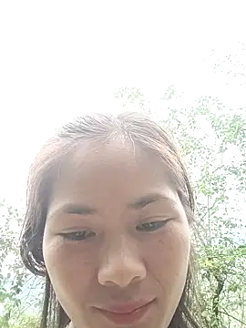 Snapshot of Lyssa-a chatting on November 14, 2025, 4:11 am Lyssa-a online show from November 14, 2025, 4:11 am