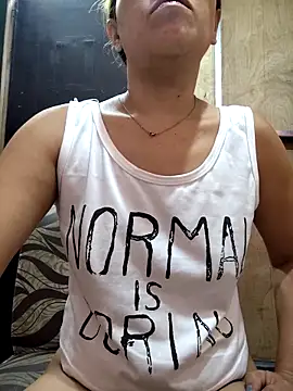 CockBiter83 online show from October 14, 2025, 11:05 pm