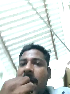 Vickyins480000 online show from November 19, 2025, 3:45 pm