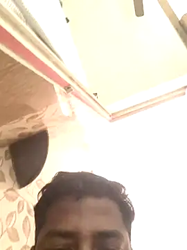 Vickyins480000 online show from November 25, 2025, 2:11 am