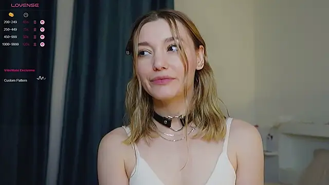 StarryMary online show from October 30, 2025, 9:04 pm