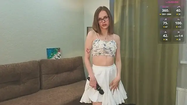 Snapshot of StephnieRecuparo chatting on October 18, 2025, 12:39 pm StephnieRecuparo online show from October 18, 2025, 12:39 pm