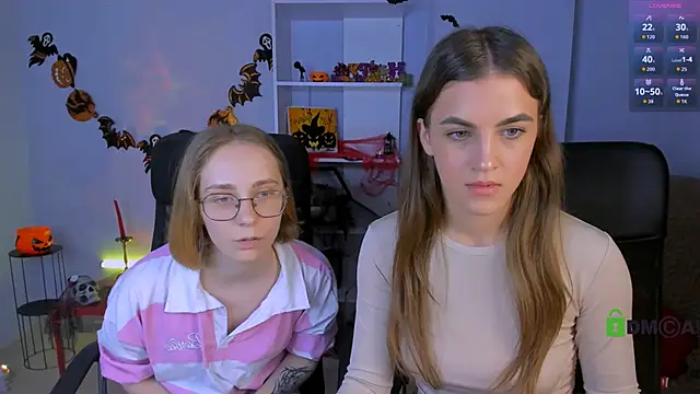 Snapshot of evalora_vei chatting on October 21, 2025, 1:56 pm evalora vei online show from October 21, 2025, 1:56 pm