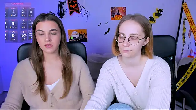 Snapshot of evalora_vei chatting on October 24, 2025, 12:34 pm evalora vei online show from October 24, 2025, 12:34 pm