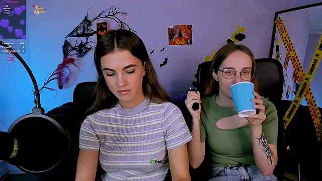 Snapshot of evalora_vei chatting on November 5, 2025, 1:33 pm evalora vei online show from November 5, 2025, 1:33 pm