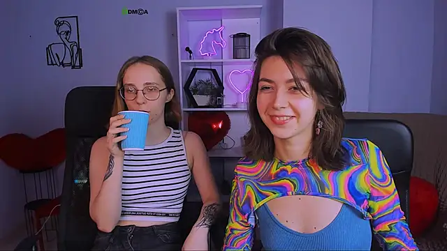 Snapshot of evalora_vei chatting on November 12, 2025, 1:11 pm evalora vei online show from November 12, 2025, 1:11 pm