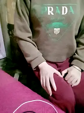 Snapshot of Zulylady chatting on November 7, 2025, 2:44 am Zulylady online show from November 7, 2025, 2:44 am