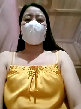 Zulylady online show from November 10, 2025, 10:47 am