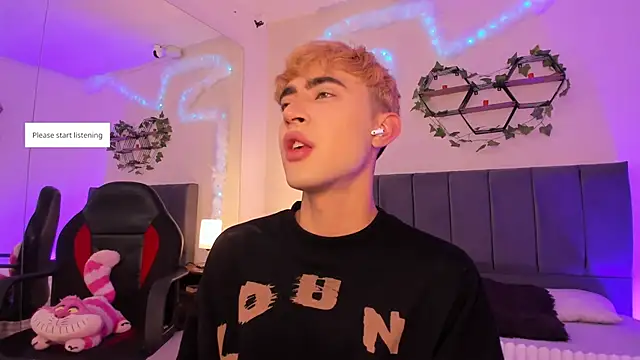 Snapshot of JustinCastiblanco chatting on November 5, 2025, 11:21 am JustinCastiblanco online show from November 5, 2025, 11:21 am