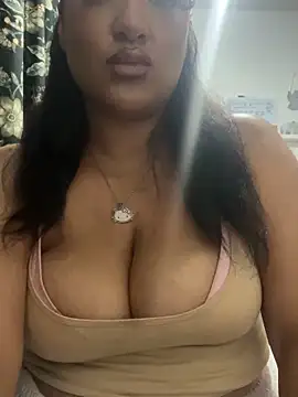 Snapshot of CocoRaexx chatting on October 19, 2025, 12:00 am CocoRaexx online show from October 19, 2025, 12:00 am