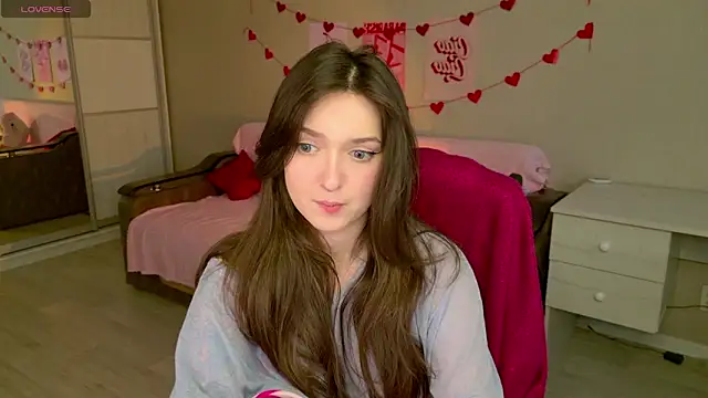 BellaSink online show from November 26, 2025, 5:30 am