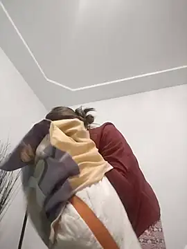 Snapshot of SandyCassie chatting on November 14, 2025, 5:39 am SandyCassie online show from November 14, 2025, 5:39 am