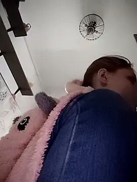 Snapshot of SandyCassie chatting on November 17, 2025, 12:00 pm SandyCassie online show from November 17, 2025, 12:00 pm