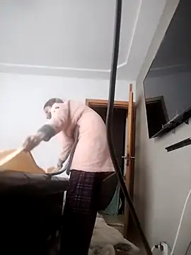 Snapshot of SandyCassie chatting on November 21, 2025, 8:13 am SandyCassie online show from November 21, 2025, 8:13 am