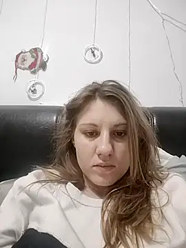 Snapshot of SandyCassie chatting on November 28, 2025, 5:54 am SandyCassie online show from November 28, 2025, 5:54 am