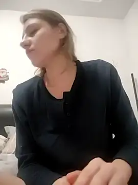 Snapshot of SandyCassie chatting on November 30, 2025, 6:06 am SandyCassie online show from November 30, 2025, 6:06 am