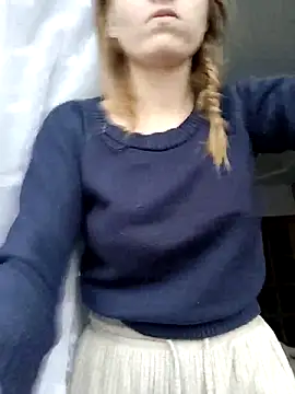 Snapshot of SandyCassie chatting on December 3, 2025, 7:49 am SandyCassie online show from December 3, 2025, 7:49 am