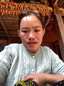 Snapshot of Saomai25 chatting on November 15, 2025, 6:22 am Saomai25 online show from November 15, 2025, 6:22 am