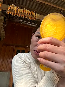 Snapshot of Saomai25 chatting on November 24, 2025, 7:30 am Saomai25 online show from November 24, 2025, 7:30 am