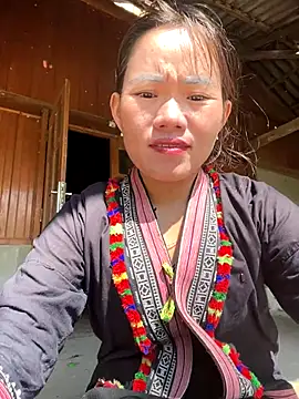 Snapshot of Saomai25 chatting on December 1, 2025, 4:17 am Saomai25 online show from December 1, 2025, 4:17 am