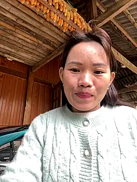 Snapshot of Saomai25 chatting on December 18, 2025, 3:45 am Saomai25 online show from December 18, 2025, 3:45 am