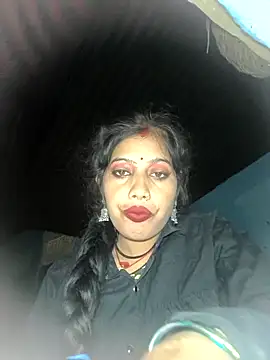 Snapshot of Ragni_bhargav chatting on October 19, 2025, 5:35 pm Ragni bhargav online show from October 19, 2025, 5:35 pm