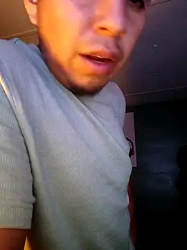 Penelargo1233r online show from October 19, 2025, 10:21 pm