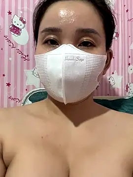 Tailoc2k3 online show from October 18, 2025, 7:25 pm