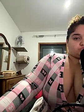 menina coimbrinha online show from December 4, 2025, 10:51 pm