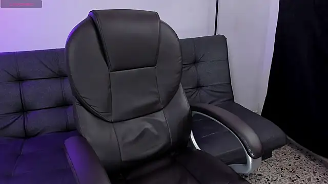 Dulce kitty13 online show from November 8, 2025, 4:56 am