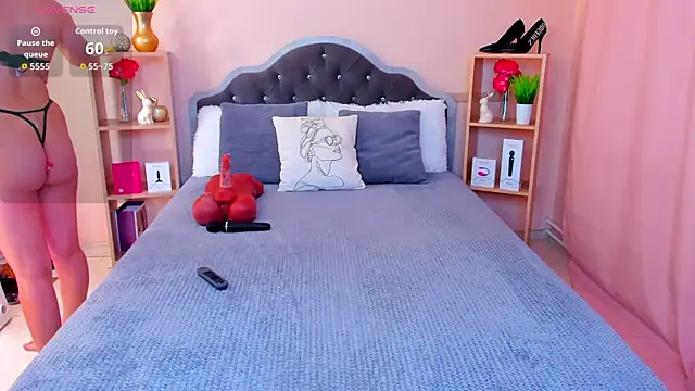 ChloeBrut online show from November 24, 2025, 1:16 am