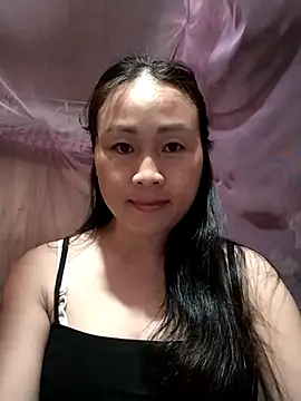 Snapshot of Spring-mky chatting on October 28, 2025, 2:31 pm Spring-mky online show from October 28, 2025, 2:31 pm