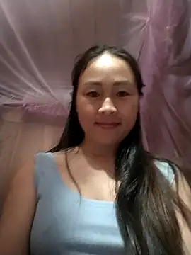 Snapshot of Spring-mky chatting on November 4, 2025, 3:33 pm Spring-mky online show from November 4, 2025, 3:33 pm