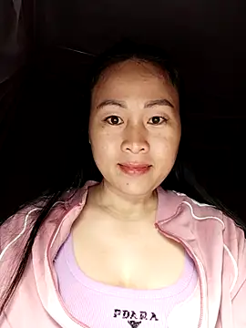 Snapshot of Spring-mky chatting on November 21, 2025, 12:10 am Spring-mky online show from November 21, 2025, 12:10 am