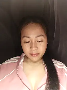 Snapshot of Spring-mky chatting on November 21, 2025, 9:46 pm Spring-mky online show from November 21, 2025, 9:46 pm