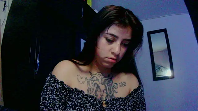 adri gomez1 online show from November 21, 2025, 7:29 am