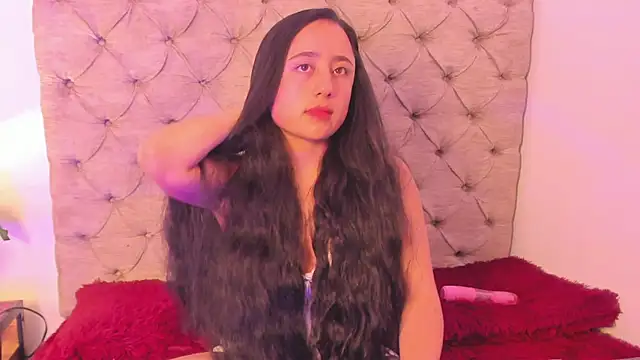 Samanta Fischer online show from November 13, 2025, 11:31 am