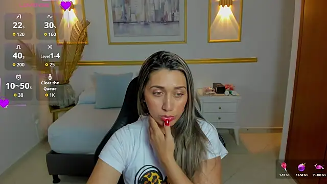 Snapshot of karlyy_ chatting on November 20, 2025, 7:24 pm karlyy online show from November 20, 2025, 7:24 pm