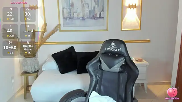 Snapshot of karlyy_ chatting on November 27, 2025, 7:16 pm karlyy online show from November 27, 2025, 7:16 pm