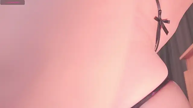 Snapshot of ElodieRousse_ chatting on November 26, 2025, 6:09 pm ElodieRousse online show from November 26, 2025, 6:09 pm