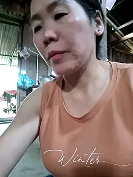 Snapshot of tabby-cat11 chatting on November 11, 2025, 9:20 am tabby-cat11 online show from November 11, 2025, 9:20 am