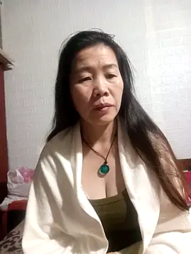 Snapshot of tabby-cat11 chatting on November 21, 2025, 7:01 pm tabby-cat11 online show from November 21, 2025, 7:01 pm