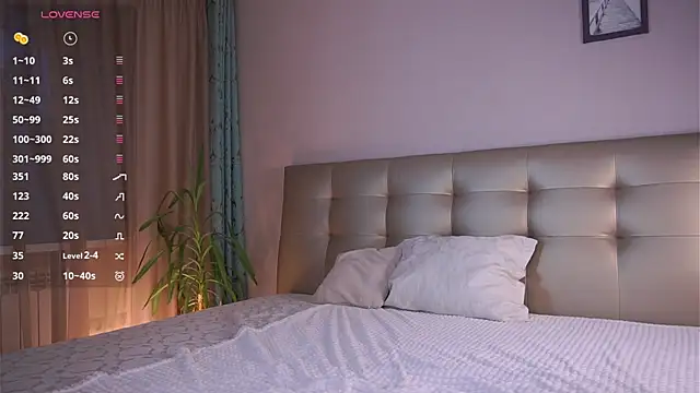 MayaHjelm online show from November 10, 2025, 4:55 am