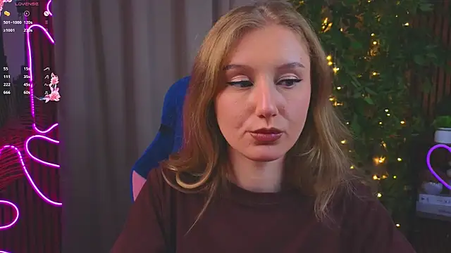 PriscillaPowell online show from December 17, 2025, 8:59 pm