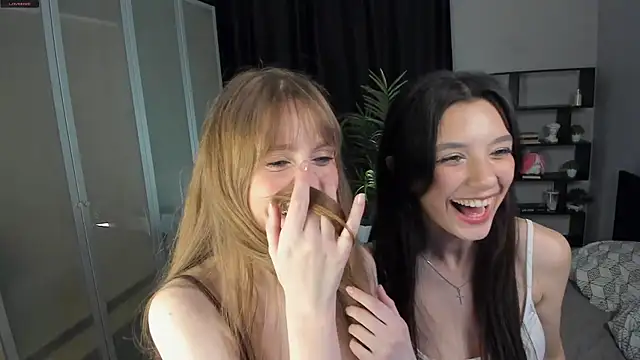 Snapshot of DemetraSadahiro chatting on November 18, 2025, 12:20 pm DemetraSadahiro online show from November 18, 2025, 12:20 pm